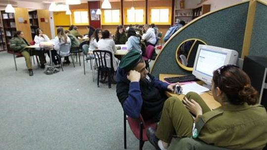 En-Israel-ensenar-a-los-ninos-habilidades-ciberneticas-es-una-mision-nacional3