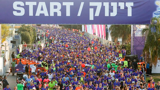 noticias-Consulado-de-Israel-record-de-40-mil-corredores-en-la-maraton-de-tel-aviv